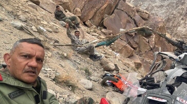 3 Army officers survive Leh chopper crash, their post-accident selfie goes viral
