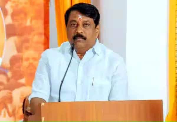 உட்கட்சி பிரச்னை என்றாலும் அதிமுக பொதுச் செயலாளர் இபிஎஸ்தான்; நயினார் நாகேந்திரன்