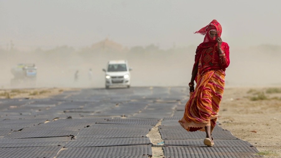 India on weather edge: Thursday to witness scorching heat, intense temperatures